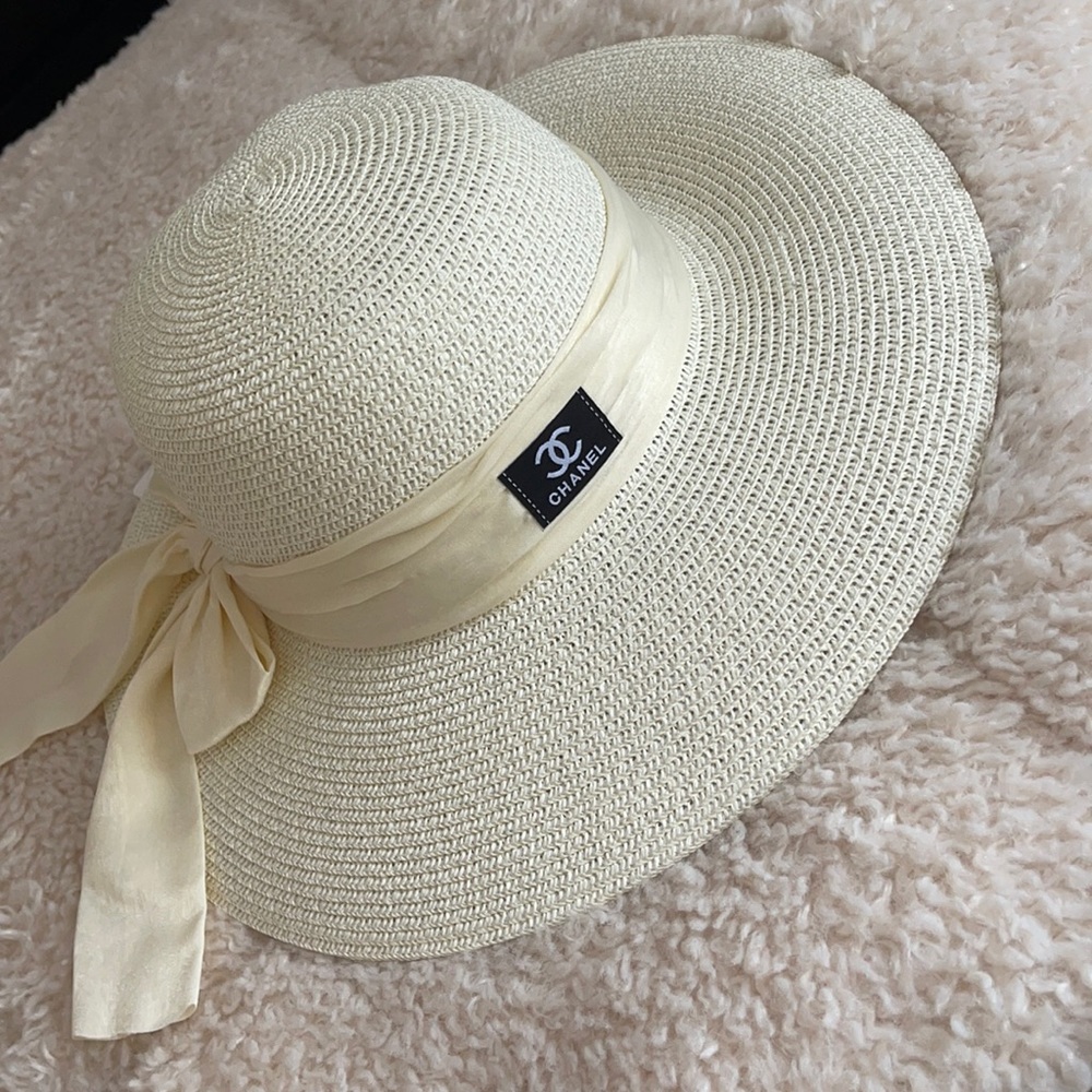 Fashionable hat 👒